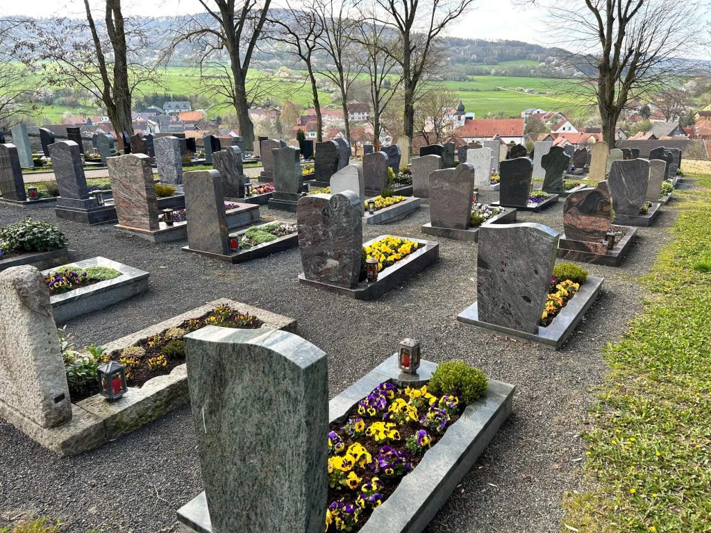 Stadtverwaltung Geisa - Blick auf den Friedhof Kranlucken