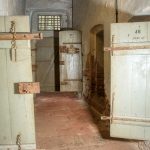 Stadtverwaltung Geisa - Gast im Knast in Geisa - Kleiner Flur im Gefängnis