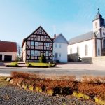 Stadtverwaltung Geisa - Kirche und Pfarrhaus in Bremen