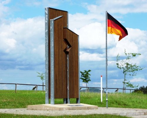 Stadtverwaltung Geisa - Denkmal Deutsche Einheit