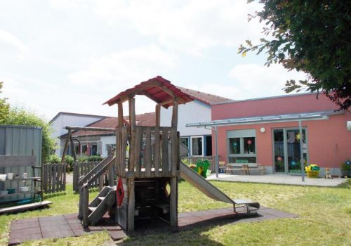 Stadtverwaltung Geisa - Spielplatz des Kindergarten in Buttlar