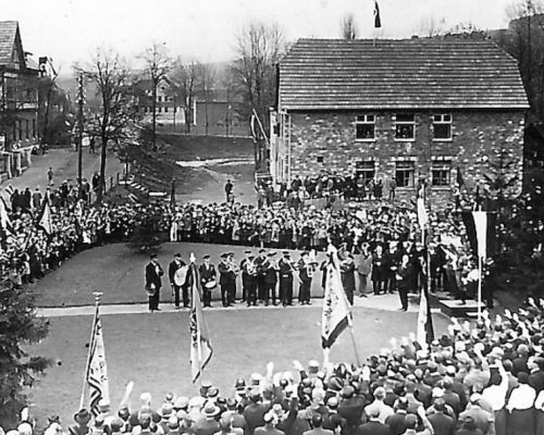 Stadtverwaltung Geisa - Pflanzung der Hitlereiche am 01. Mai 1933