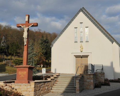 Stadtverwaltung Geisa - Die neue Kirche in Gerstengrund